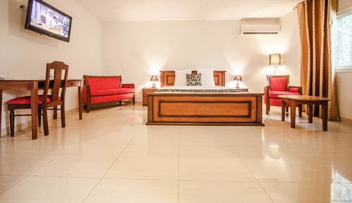 Superior Room, 1 King Bed