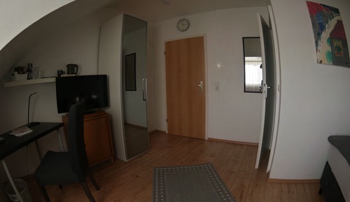 Standard Single Room, Private Bathroom (Einzelzimmer Standard)