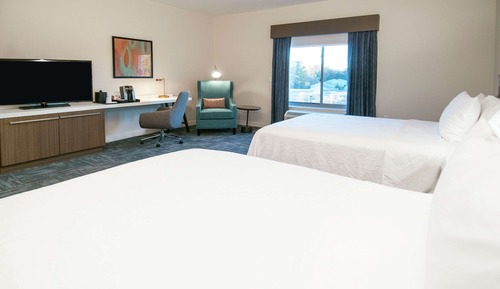 Room, 2 Double Beds, Accessible (Mobility & Hearing, Roll-in Shower)