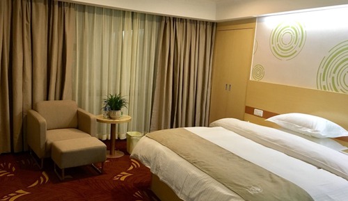 Deluxe King Room