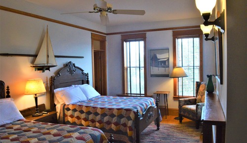 Classic Double Room, 2 Double Beds, Private Bathroom, Bay View