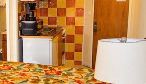 Deluxe Room (Accessible)