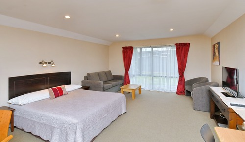 Luxury Spa Bath Suites