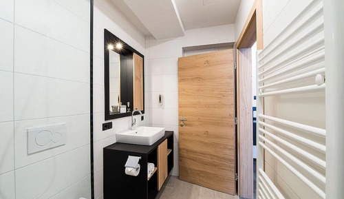 Deluxe Double Room (Rofan)
