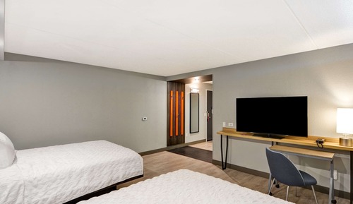 Room, 2 Queen Beds, Accessible (Hearing)