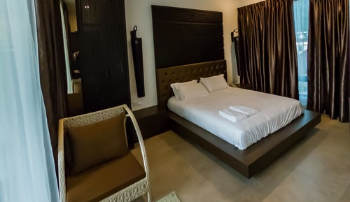 Suite (Emerald)