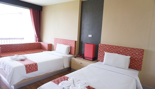 Deluxe Twin Room