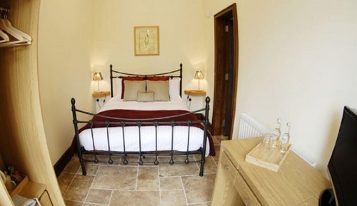 Basic Double Room (Small)