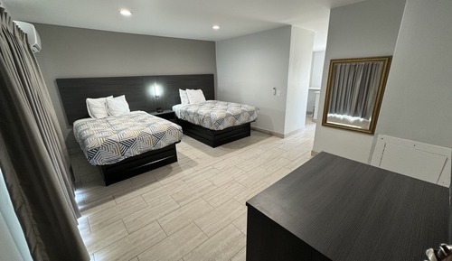 Standard Room, 2 Double Beds, Non Smoking, Kitchenette