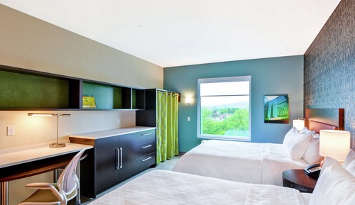 Studio, 2 Queen Beds, Accessible, Bathtub