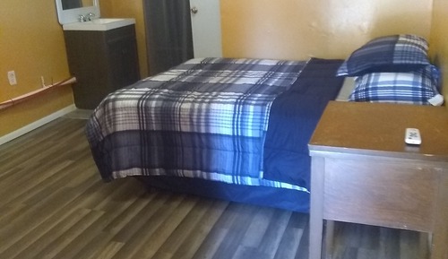Standard Room, Twin and Full Bed 