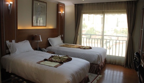 Standard Twin Room