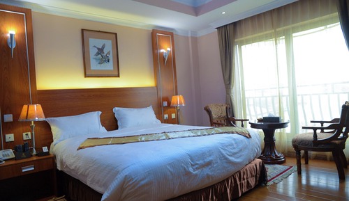 Deluxe Suite