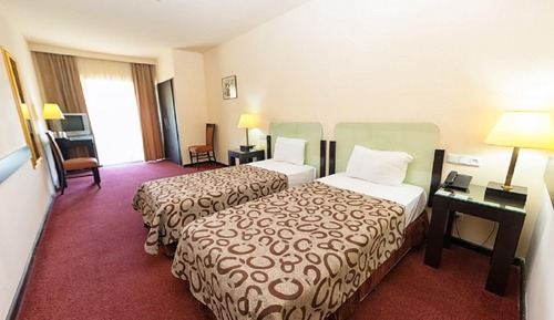 Economy Room, 1 Double or 2 Twin Beds