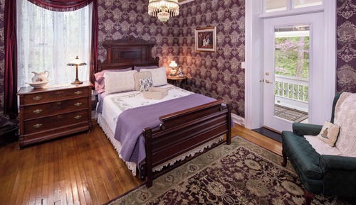 Single Room (Bess)