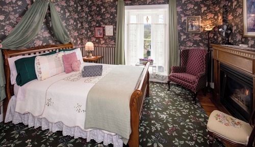 Single Room (Amanda)