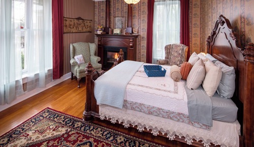 Single Room (Viola)