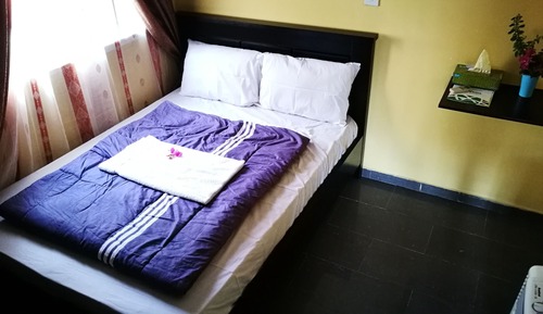 Business Room, 1 Queen Bed, Non Smoking
