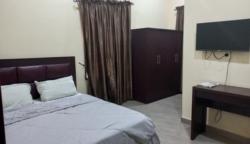 City Room, 1 Queen Bed