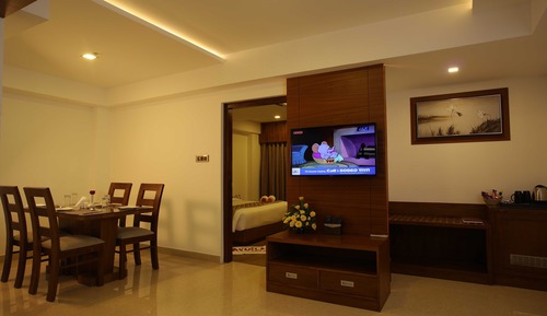 Luxury Suite