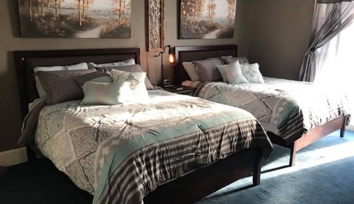 Comfort Double Room Single Use, 2 Queen Beds, Shared Bathroom, Courtyard Area