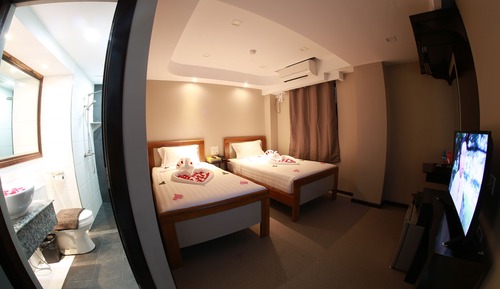 Deluxe Twin Room