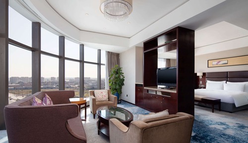 Executive Suite, 1 King Bed, Non Smoking