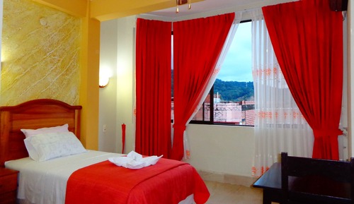 Deluxe Single Room, 1 Large Twin Bed, Private Bathroom