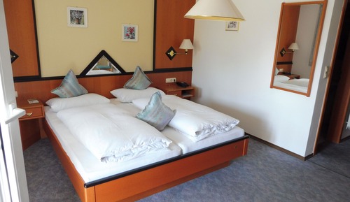 Classic Double Room