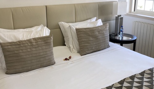 Standard Suite (1)