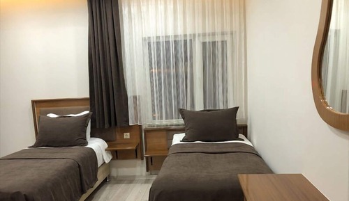 Classic Twin Room