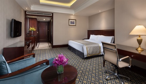 Standard Room, 1 King Bed
