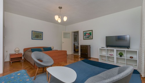 Apartment (A1)