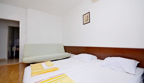 Apartment (A4)