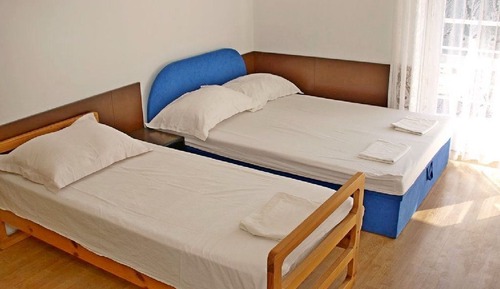 Apartment (A2)