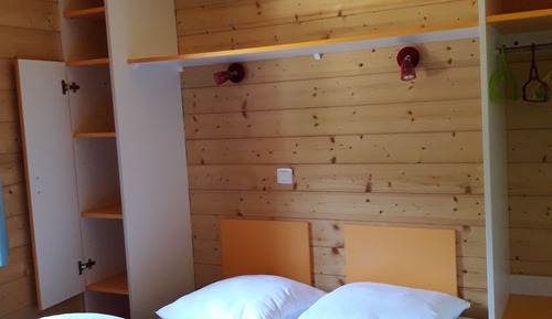 Standard Chalet