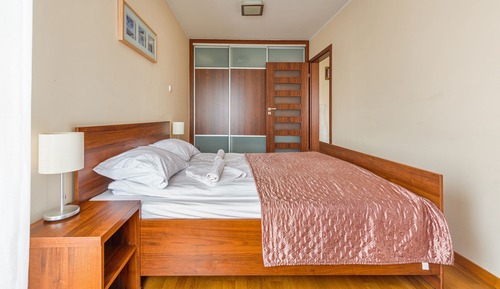 Apartment (40)