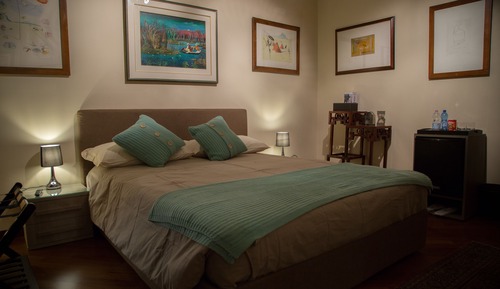Standard Double Room, 1 Queen Bed, Shared Bathroom (205)