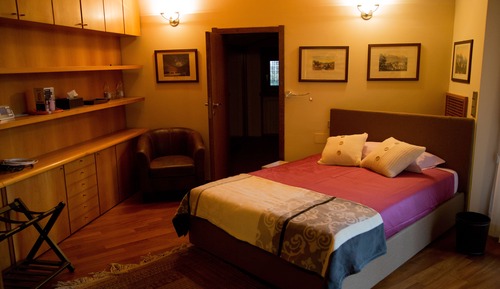 Quadruple Room, 2 Queen Beds, Connecting Rooms (202-203)