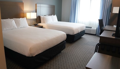 Standard Room, 2 Queen Beds (Executive 2 Queen Bed Room)