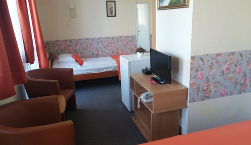 Classic Triple Room