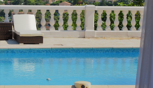 Deluxe Suite, 2 Bedrooms, Pool View