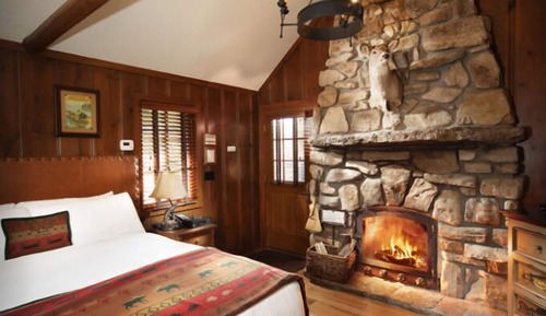 Knotty Pine Cottage