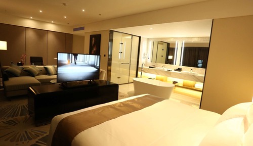 Superior Room, 1 King Bed