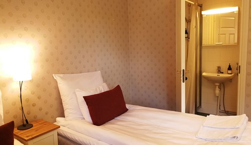 Double Room (Red House)