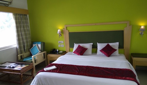 Suite Room (River Facing)