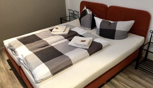 Five pers. holiday apartment