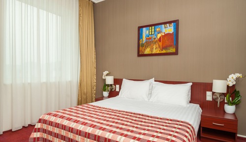 Classic Room, 1 Queen Bed, Non Smoking