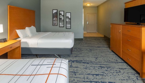 Room, 2 Queen Beds, Accessible, Non Smoking