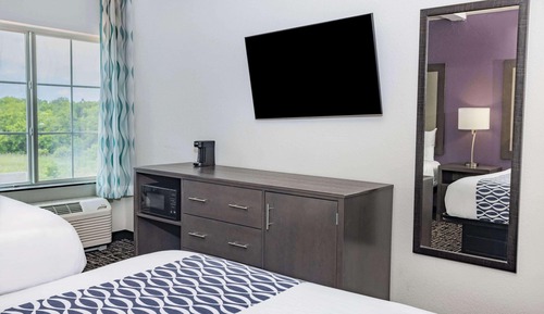Room, 2 Queen Beds, Non Smoking